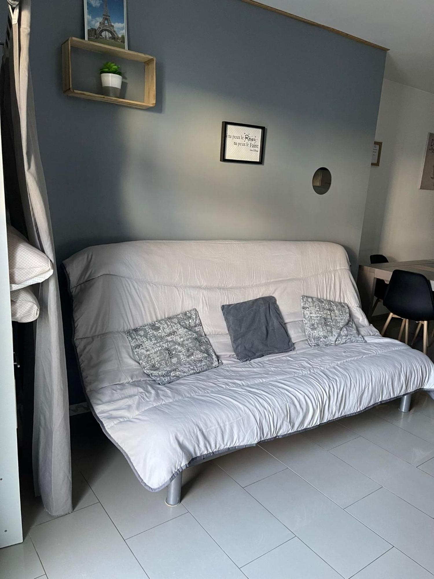 Appartement Villiers Sur Morin Proche De Disneyland Bagian luar foto