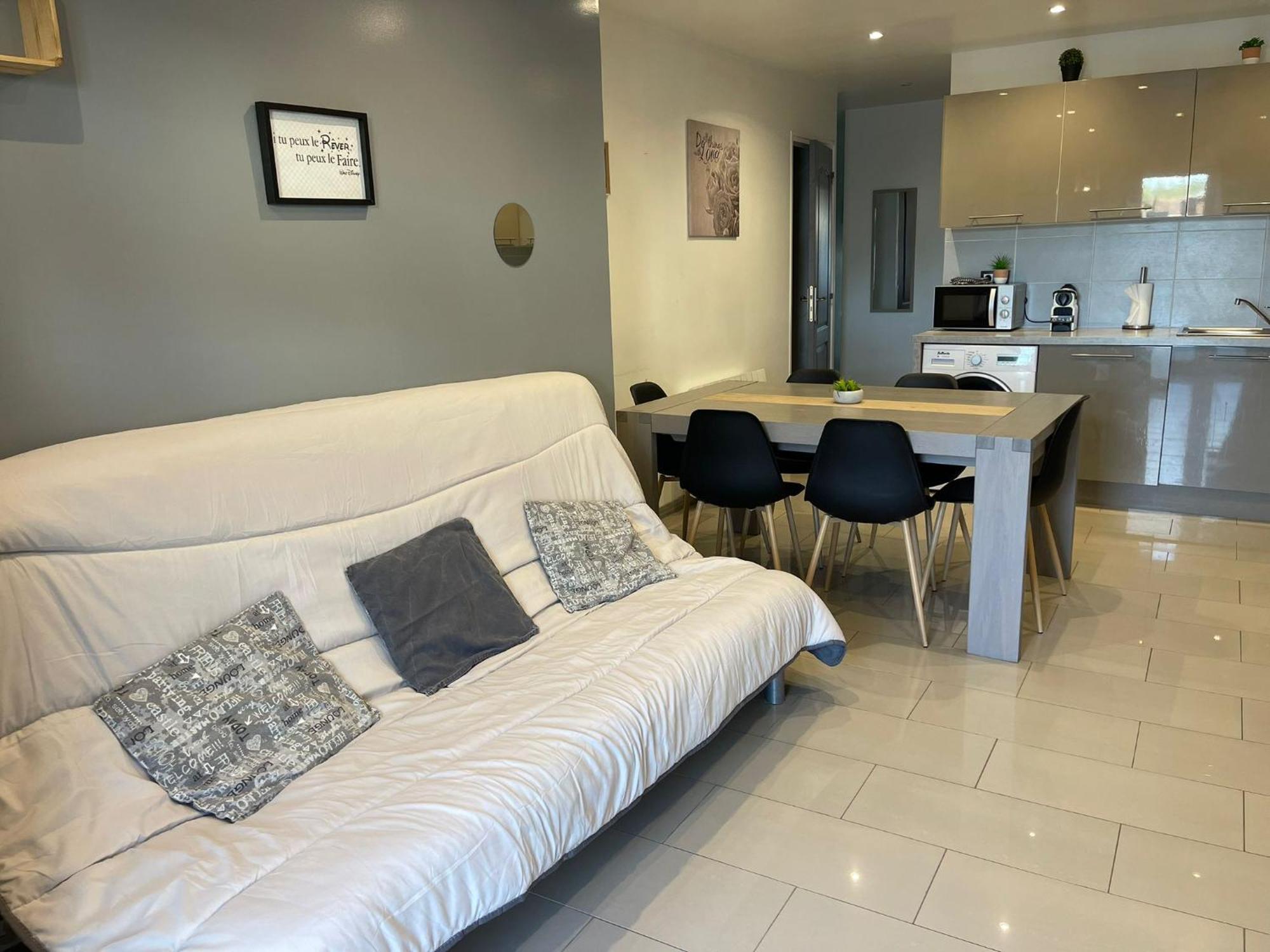 Appartement Villiers Sur Morin Proche De Disneyland Bagian luar foto